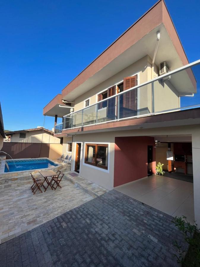 Casa Centro Com Piscina * Ubatuba