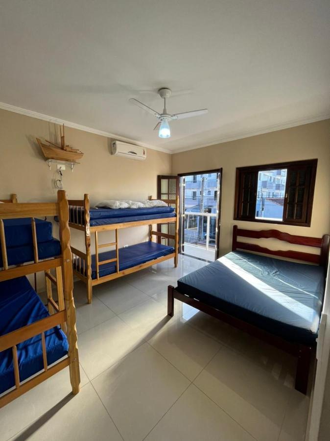 Casa Centro Com Piscina Holiday home *